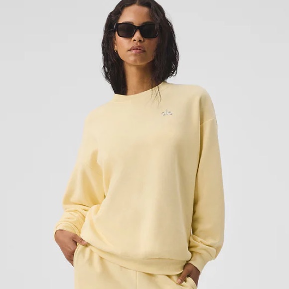 Alo Accolade Crew Neck Pullover - Picture 2 of 7